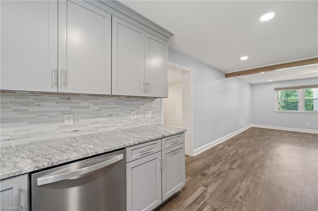 114 Cedardale Lane, King, NC 27021