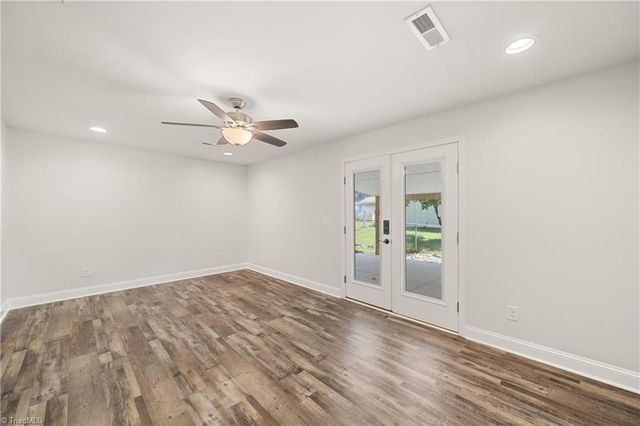 114 Cedardale Lane, King, NC 27021