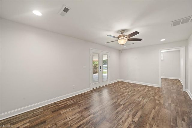 114 Cedardale Lane, King, NC 27021