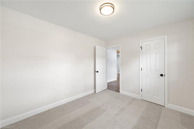 114 Cedardale Lane, King, NC 27021