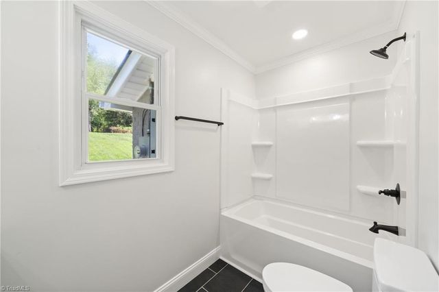 114 Cedardale Lane, King, NC 27021