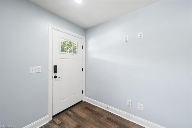 114 Cedardale Lane, King, NC 27021