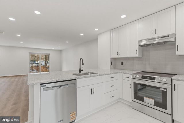 1710 TYVALE CT, Vienna, VA 22182