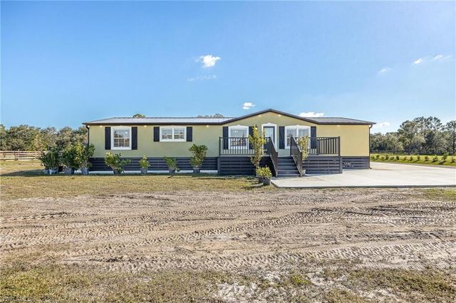 17700 Pronghorn ST, Alva, FL 33920