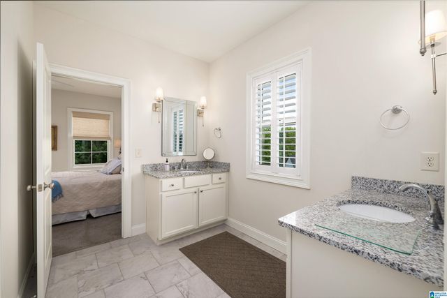 204 CALTON LANE, Birmingham, AL 35213