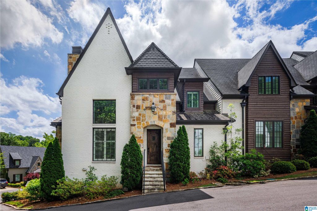 204 CALTON LANE, Birmingham, AL 35213