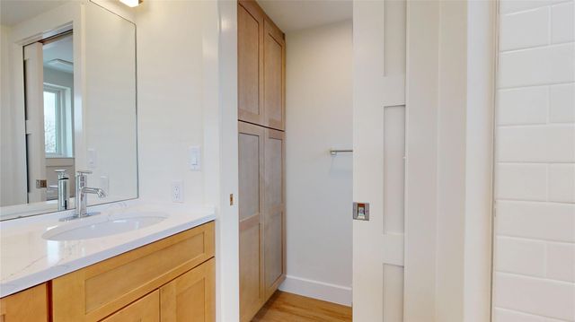 114 Delmar Street 407, Houston, TX 77011