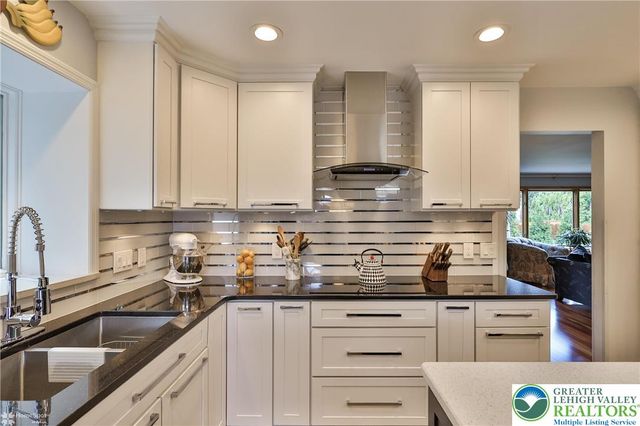 2821 Center Street, Bethlehem City, PA 18017