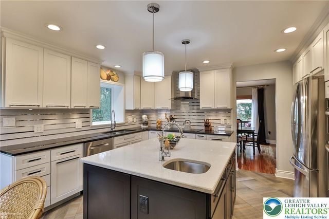 2821 Center Street, Bethlehem City, PA 18017