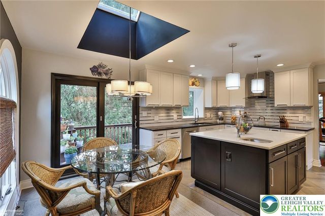 2821 Center Street, Bethlehem City, PA 18017