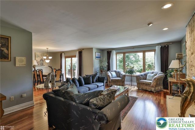 2821 Center Street, Bethlehem City, PA 18017