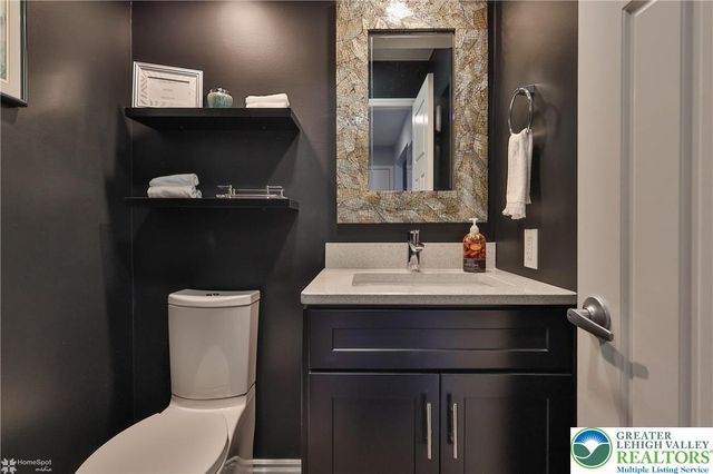 2821 Center Street, Bethlehem City, PA 18017