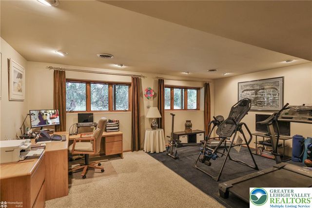 2821 Center Street, Bethlehem City, PA 18017