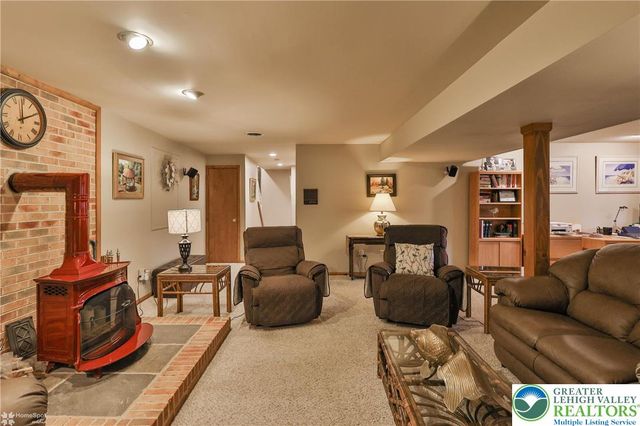 2821 Center Street, Bethlehem City, PA 18017