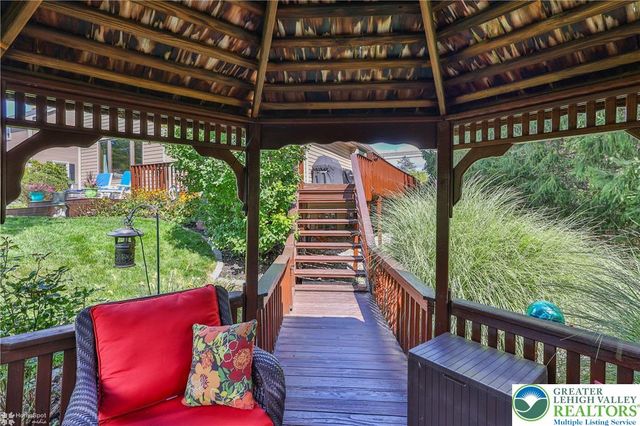 2821 Center Street, Bethlehem City, PA 18017