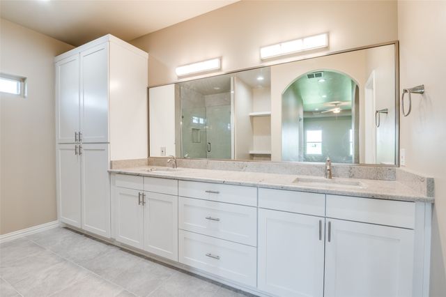 760 Alysa Lane, Waxahachie, TX 75167