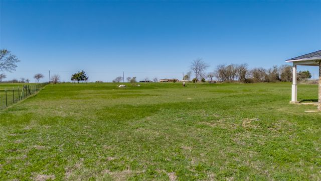 760 Alysa Lane, Waxahachie, TX 75167