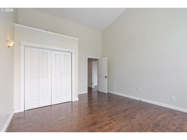 2380 EMMETT Dr Nw, Salem, OR 97304