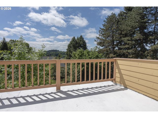 2380 EMMETT Dr Nw, Salem, OR 97304
