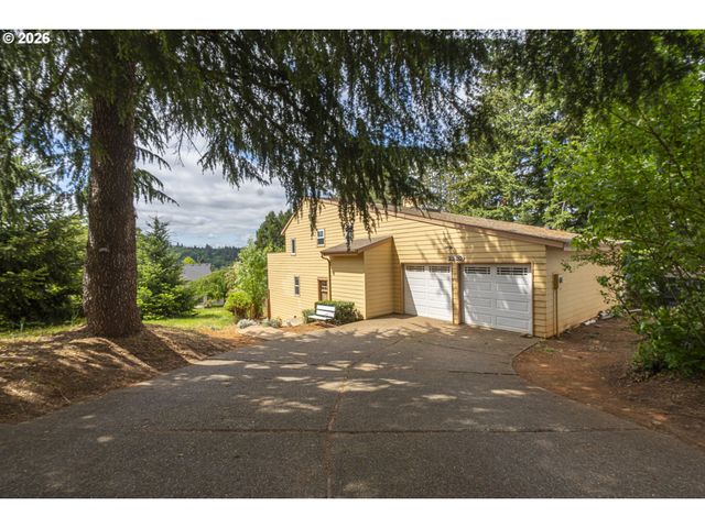 2380 EMMETT Dr Nw, Salem, OR 97304