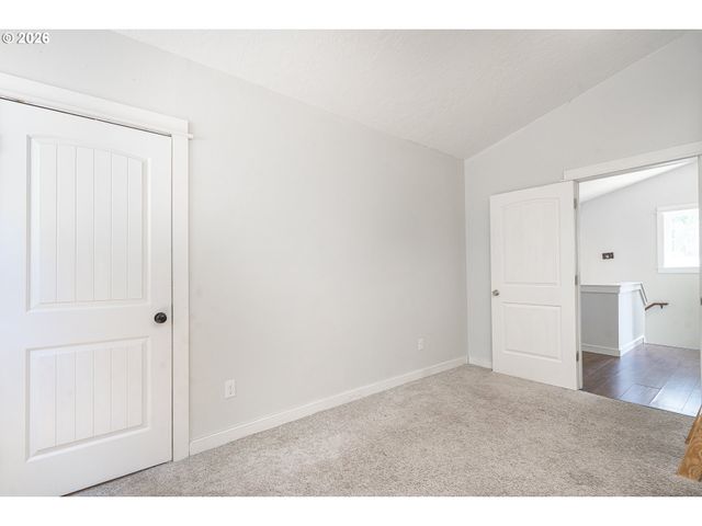 2380 EMMETT Dr Nw, Salem, OR 97304
