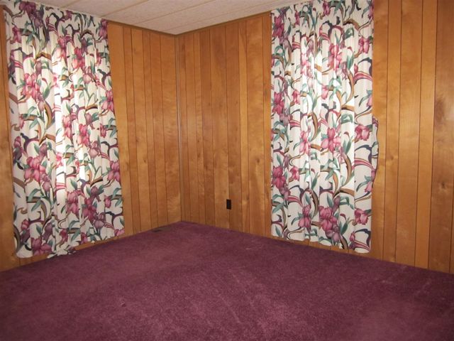 52484 N Point Drive, Mattawan, MI 49071