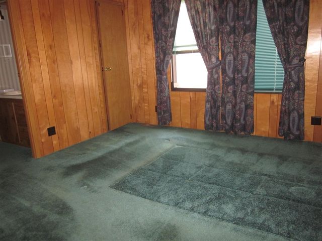 52484 N Point Drive, Mattawan, MI 49071