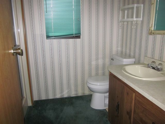 52484 N Point Drive, Mattawan, MI 49071