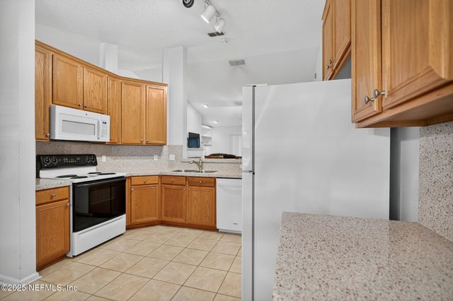 3518 MARSH COVE Drive, Jacksonville, FL 32224