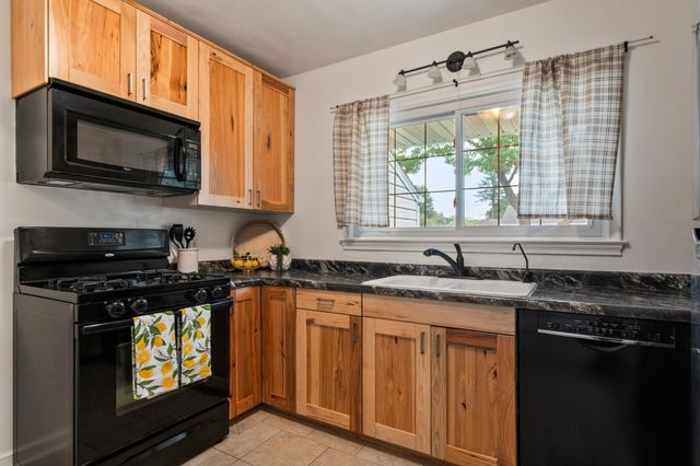 1513 Durand Court SE, Rochester, MN 55904