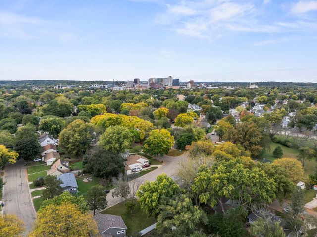 1513 Durand Court SE, Rochester, MN 55904