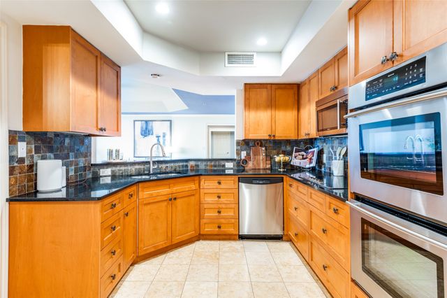 5909 Luther Lane 2104, Dallas, TX 75225