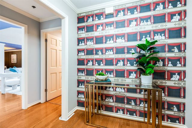 5909 Luther Lane 2104, Dallas, TX 75225
