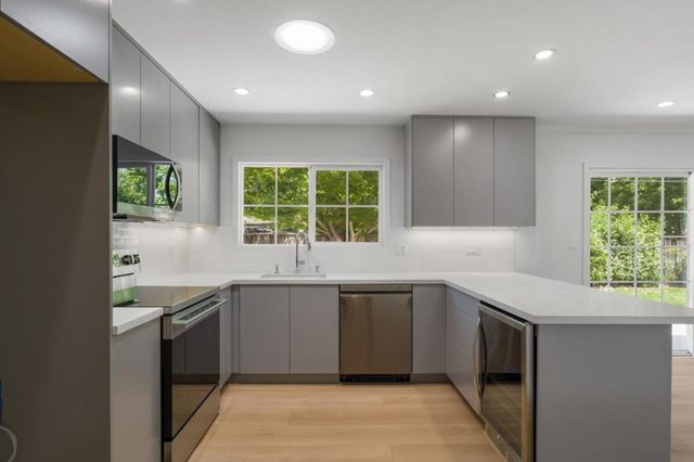8633 Briarwood Lane, Dublin, CA 94568