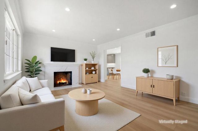 8633 Briarwood Lane, Dublin, CA 94568