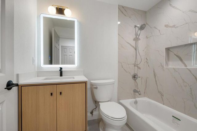 8633 Briarwood Lane, Dublin, CA 94568