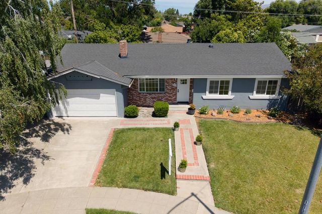 8633 Briarwood Lane, Dublin, CA 94568