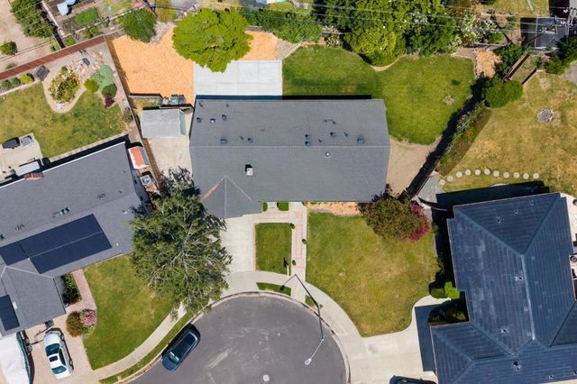8633 Briarwood Lane, Dublin, CA 94568