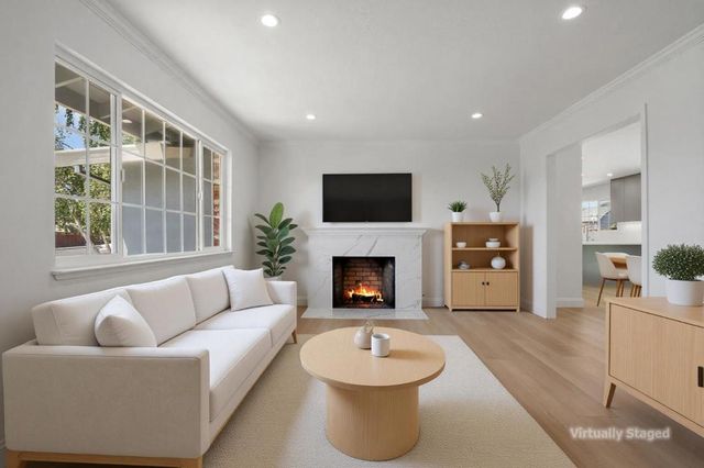 8633 Briarwood Lane, Dublin, CA 94568