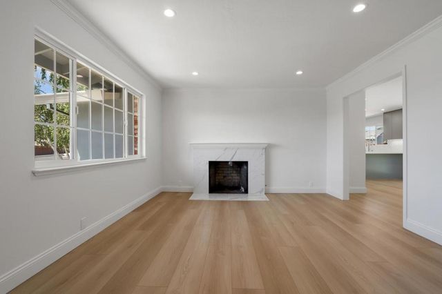 8633 Briarwood Lane, Dublin, CA 94568