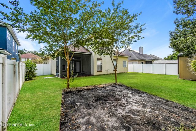 15808 SPOTTED SADDLE Circle, Jacksonville, FL 32218