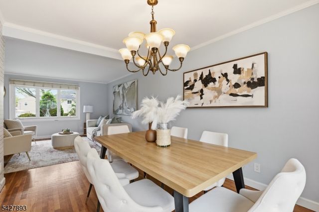 721 Beechwood Rd, Linden City, NJ 07036