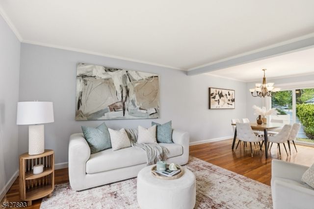 721 Beechwood Rd, Linden City, NJ 07036