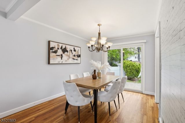 721 Beechwood Rd, Linden City, NJ 07036