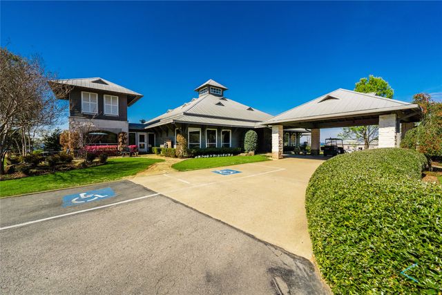 245 Saint Andrews Drive, Mabank, TX 75156