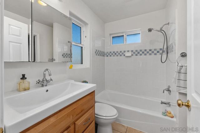 4128 Oregon St, San Diego, CA 92104