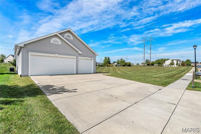 1007 Sweet River Drive, St Paul, MO 63366