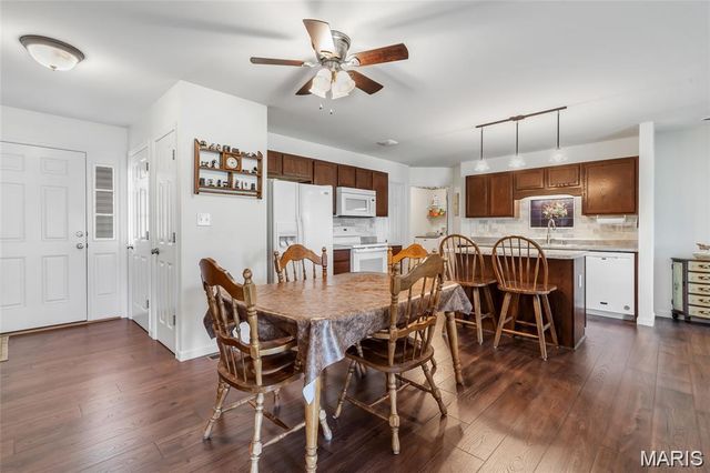 1007 Sweet River Drive, St Paul, MO 63366