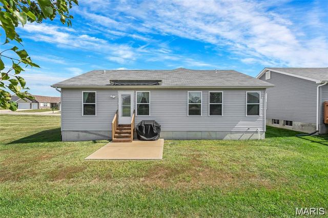 1007 Sweet River Drive, St Paul, MO 63366