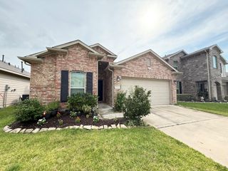 2731 Glenfield Manor Ln, Houston, TX 77014